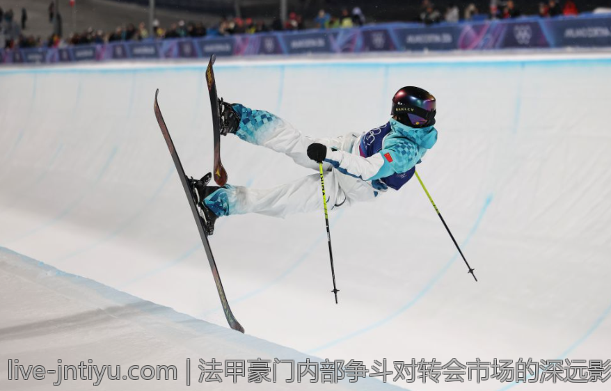 法甲豪门内部争斗对转会市场的深远影响